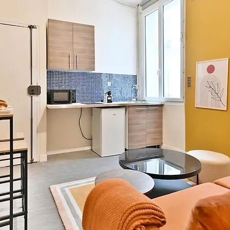 Rez-de-chaussee Montparnasse -ii